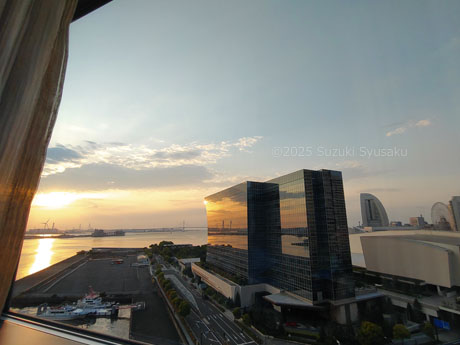 横浜のホテルの朝
