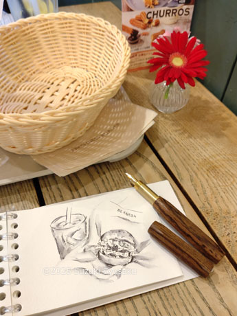 万年筆でスケッチ